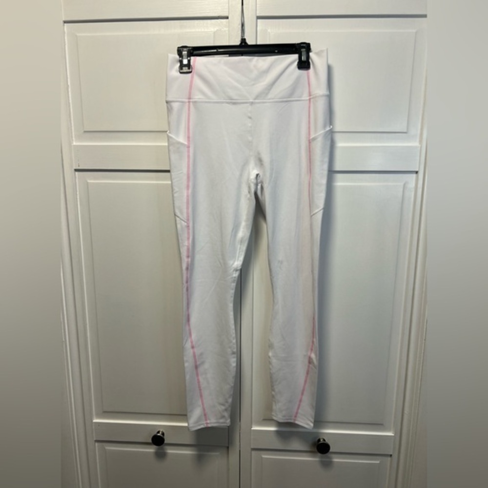 NWT Fabletics Oasis High Waisted Leggings Size Women’s Large